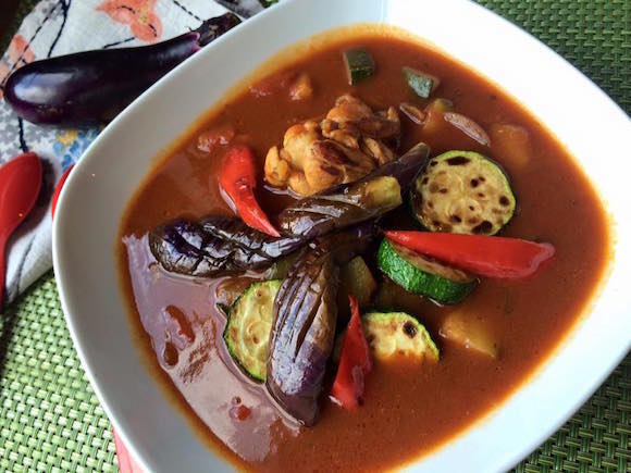 作業時間たったの15分！ フライパン1つで作れる簡単スープカレー【ずぼら栄養士の15分ご飯Vo.17】