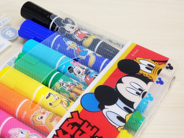 ディズニーデザインの「紙用マッキー」がワクワクしちゃうかわいさです！ 黒色はミッキーで青色はドナルドだよ♪