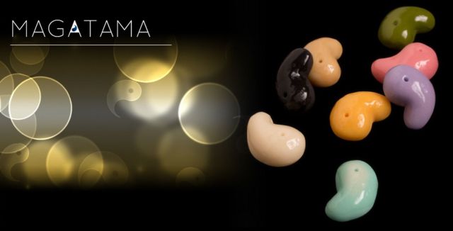 勾玉みたいでキレイ！ 出雲発の和風チョコ「MAGATAMA」が神秘的で美しいのです