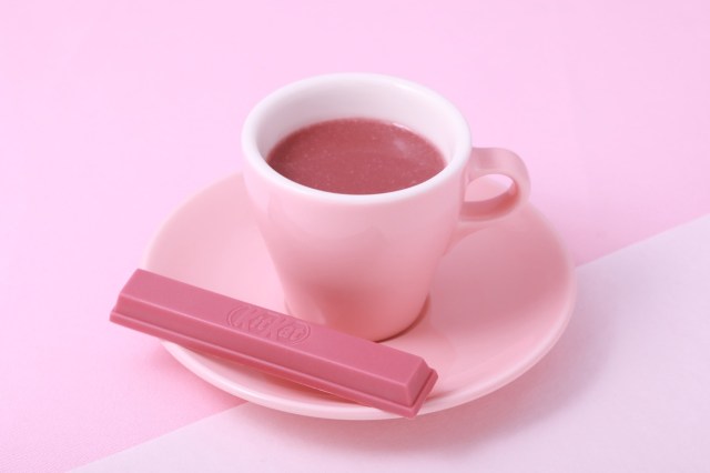 【チョコの新種】世界初「ルビーチョコ」で作ったピンクのホットチョコレートが銀座キットカット ショコラトリーで飲めるよぉぉ！ フルーティな酸味が特徴なんだって♪
